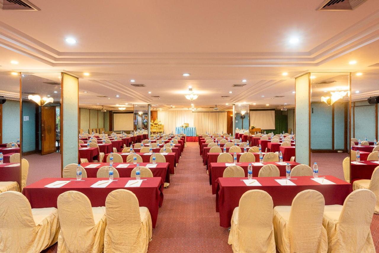 Nonthaburi Palace Hotel Zewnętrze zdjęcie