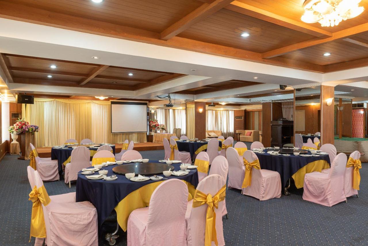 Nonthaburi Palace Hotel Zewnętrze zdjęcie