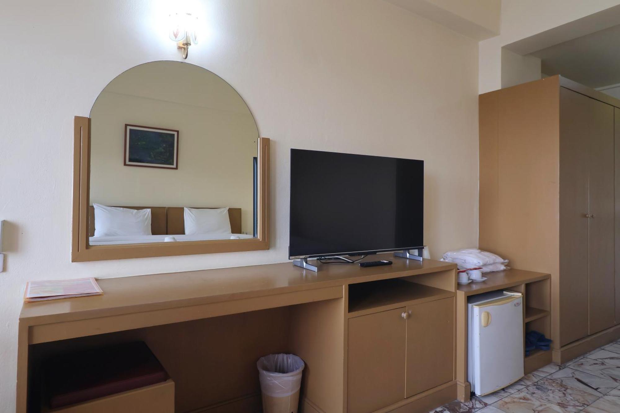 Nonthaburi Palace Hotel Zewnętrze zdjęcie