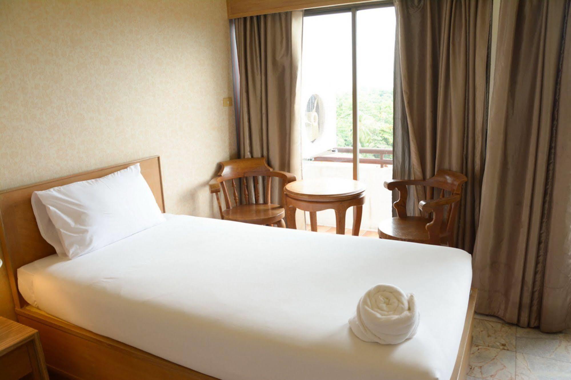 Nonthaburi Palace Hotel Zewnętrze zdjęcie