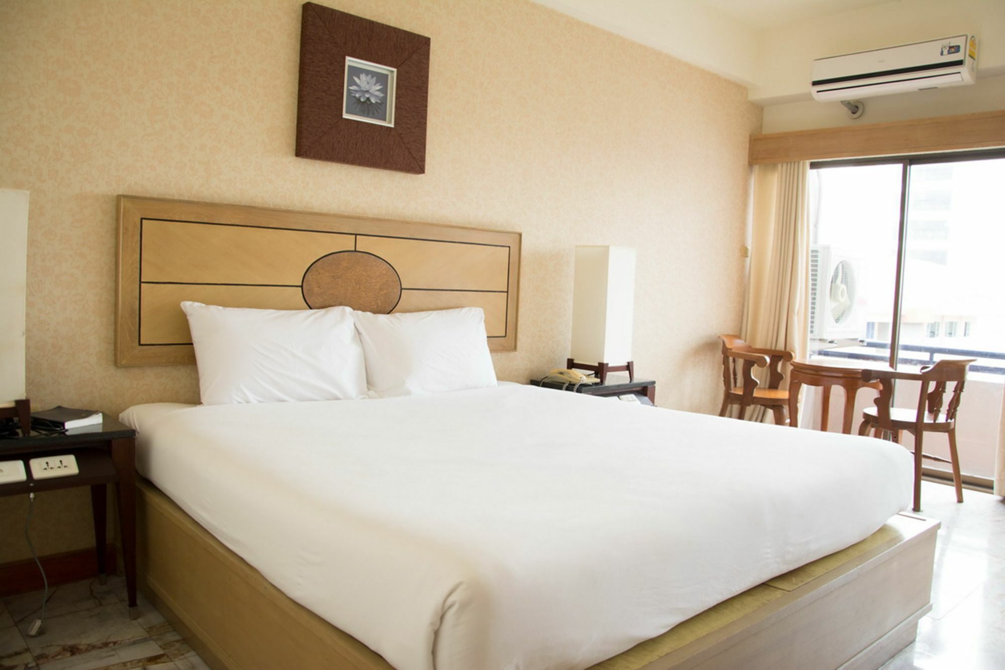 Nonthaburi Palace Hotel Zewnętrze zdjęcie